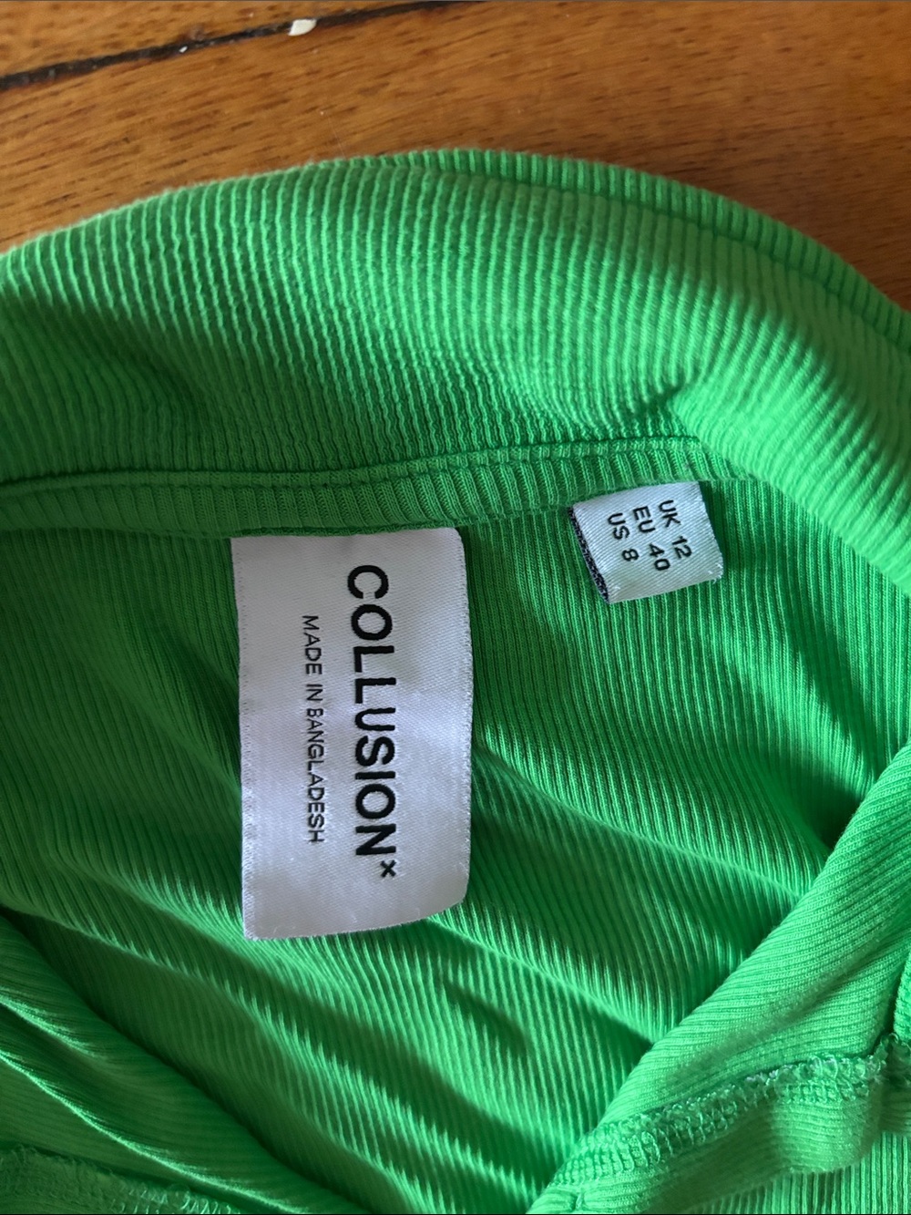 Collusion Green Ribbed Button-Front Sleeveless Collared Top - Picture 2 of 3
